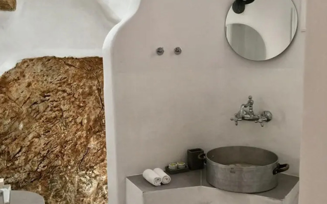 Timedrops Santorini Thira Villa