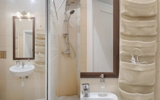 Tyzenhauz Apartments