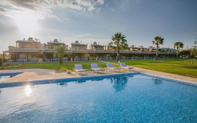 Elya Beach Luxury Suites