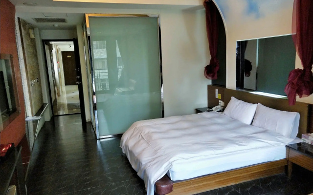 Harbor Elite Hotel
