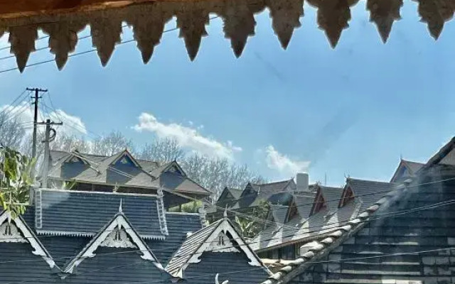 Xishuangbanna Jinghong Anyue Dai Feng Vacation Villa (Manhanaguzhai Branch)