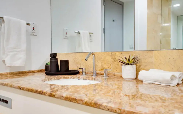 Brickell Ave Suites-Miami