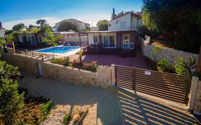 Mobile homes Suha Punta