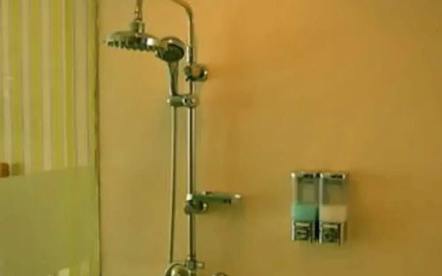 Yihe Hotel