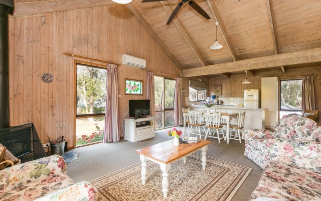 Freshwater Creek Cottages and Farm Stay – Guest Rooms – Freshwater Creek