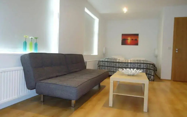 B28 Apartments