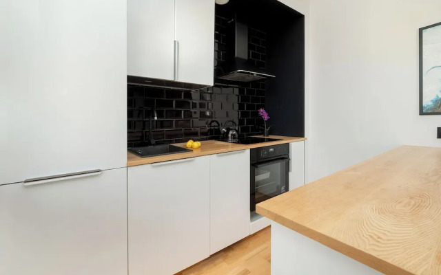 Studio With Bathub in Lodz by Renters