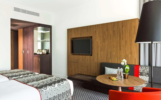 Melia Paris La Defense