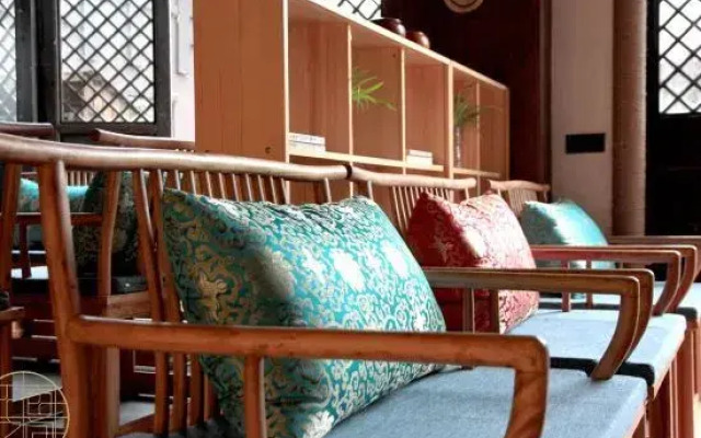 County Inn, Ten Acres