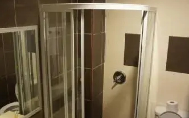 CH Green Stay Resort Apartment