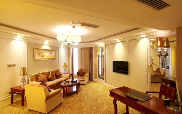 Planet International Hotel