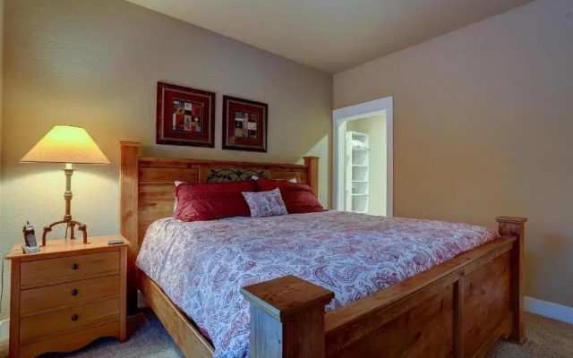 Big Pine-Ac-3Br/2.5Ba