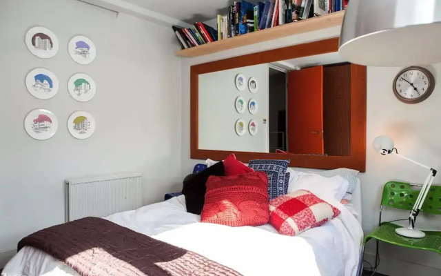 Spacious 2 Bedroom House in Central London