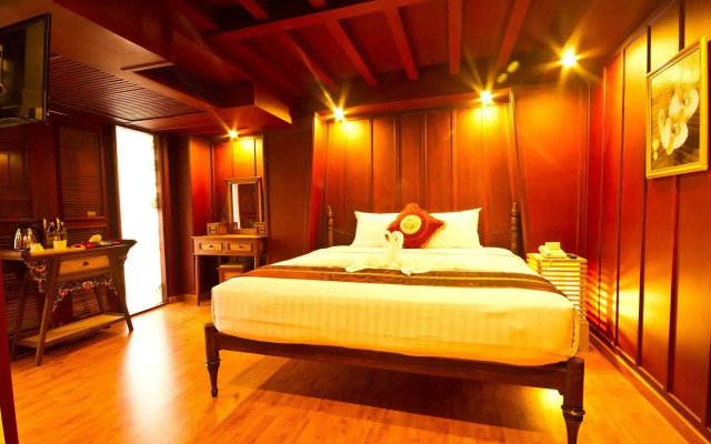 Khum Jao Luang Boutique