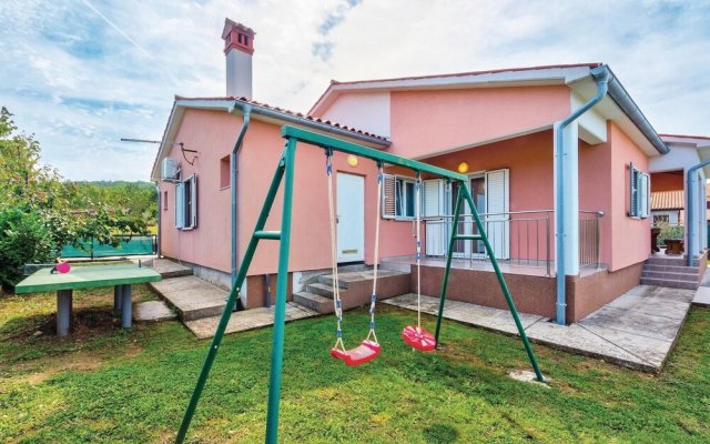 Beautiful Home in Breg Ivanovci With Wifi and 3 Bedrooms