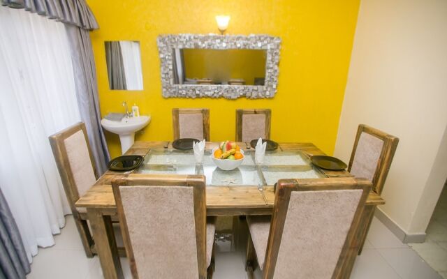 Lux Airport Inn
