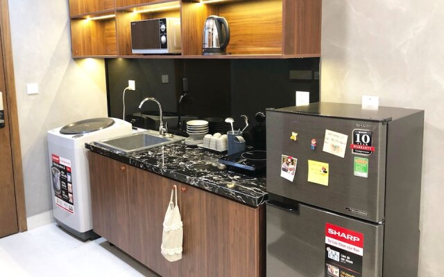 Super City Center - Free Pool Gym 8