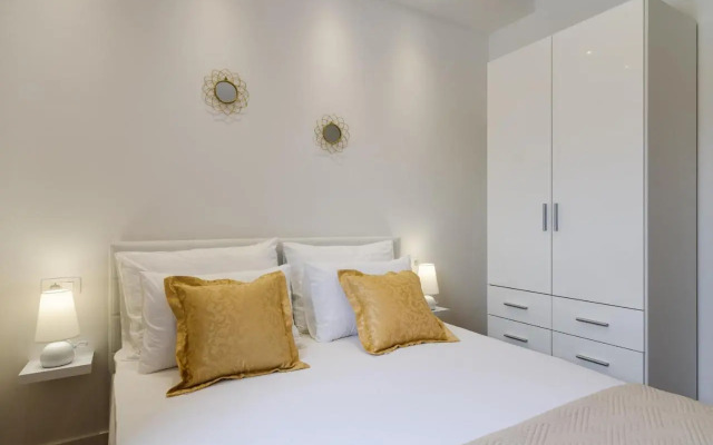 Villa Apartments AA 1