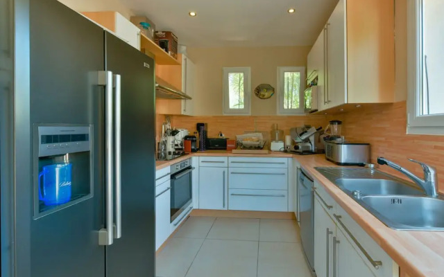 Beautiful Holiday Home With Terrace