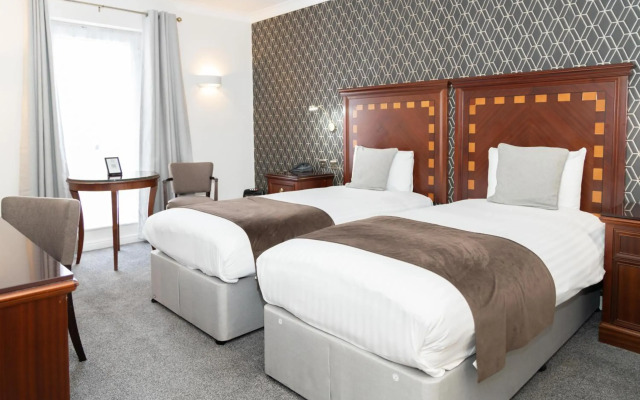 Manor of Groves Hotel, Golf & Health Club