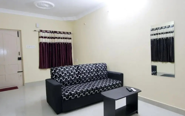 J J Palace By OYO Rooms