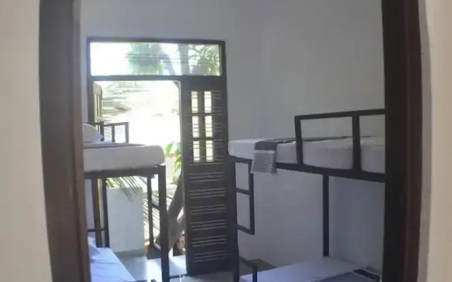 Steps Backpackers Hostel