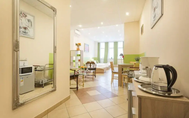 Apartments Poznan Polwiejska by Renters