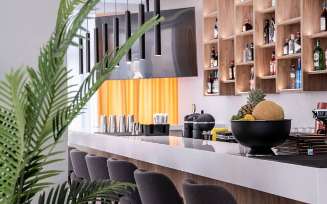 Island City Boutique Hotel