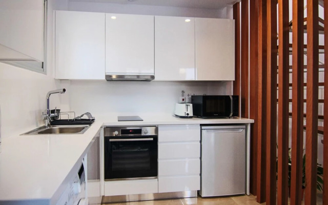 Phaedrus Living: Luxury Maisonette Lighthouse 60