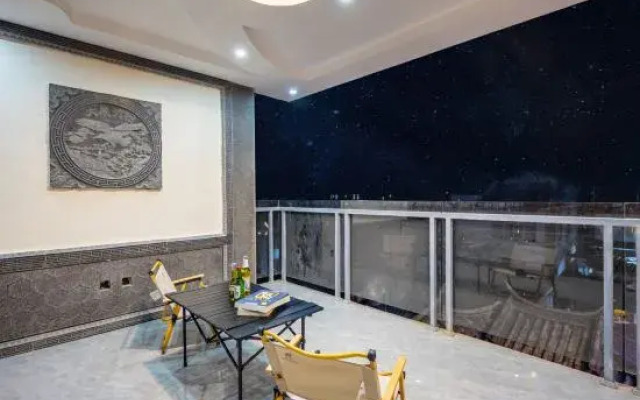 Dali Shuanglang Junxuan Haiju Baizu Homestay