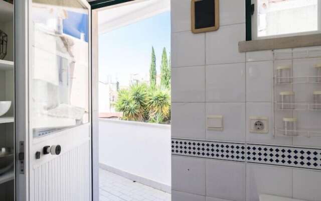 Lisbon Apartments near River