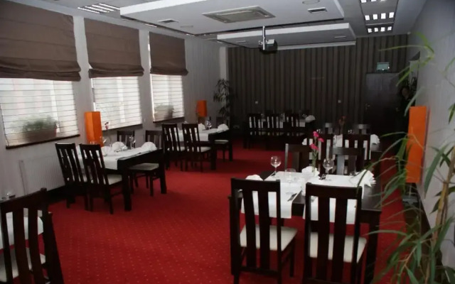Centrum Hotel