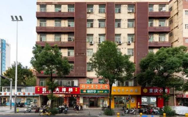 Shenzhen Jinxing Business Hotel (Dalang Commercial Area)