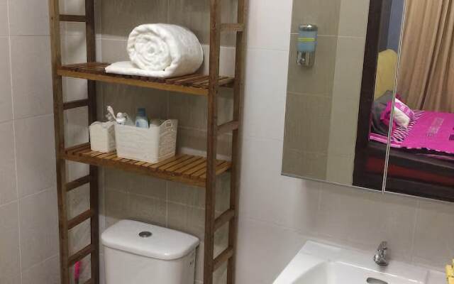 Adni Suite Homestay Seri Manjung