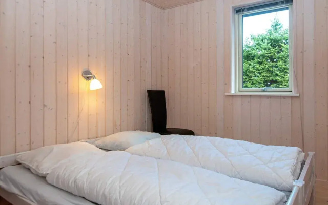 6 Person Holiday Home in Logstor