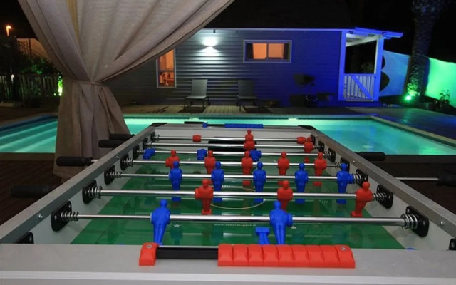 Hen Chalet & Suites in Had Nes
