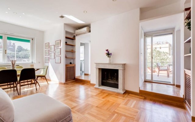 Elegant and Stylish Flat15min From the City Center