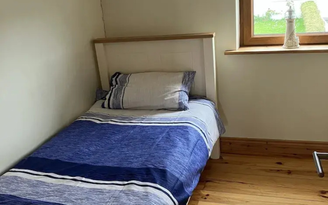 3-bed House Sleeps 6 With Patio