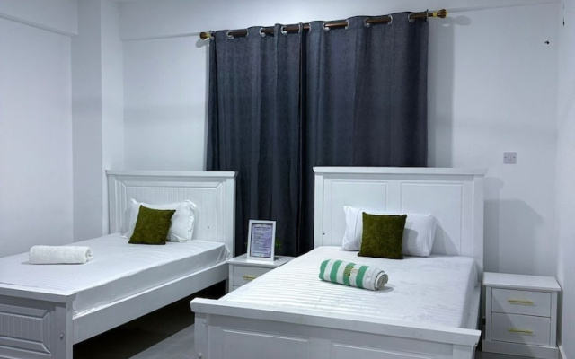 Aqua Gardens Apartments