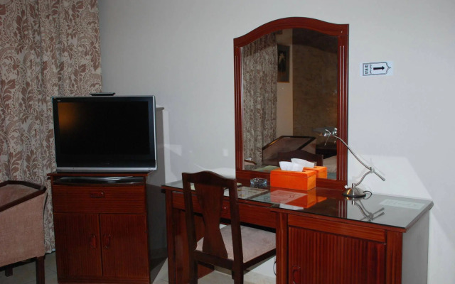Asemah Hotel