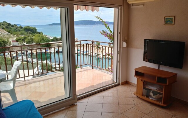 Astramaris Apartments