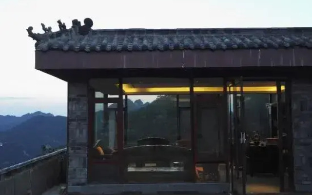 Tai Chi Courtyard