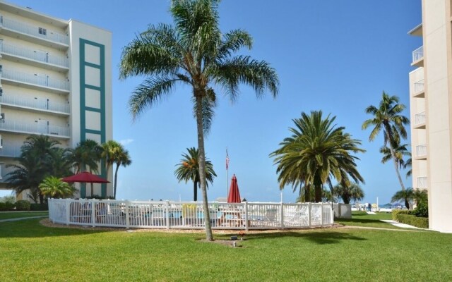 Jamaica Royale 604 - 2 Br Condo