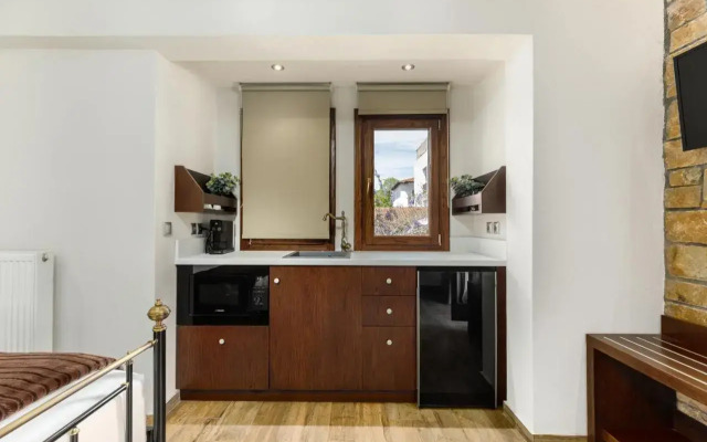 Arxontariki Suites