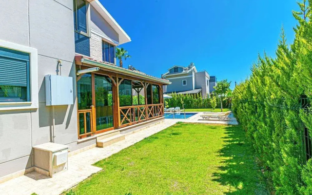 Paradise Town Villa Estella