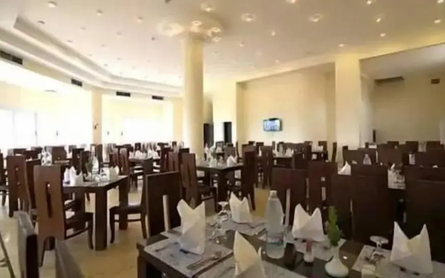Alhayat Ain El Sokhna