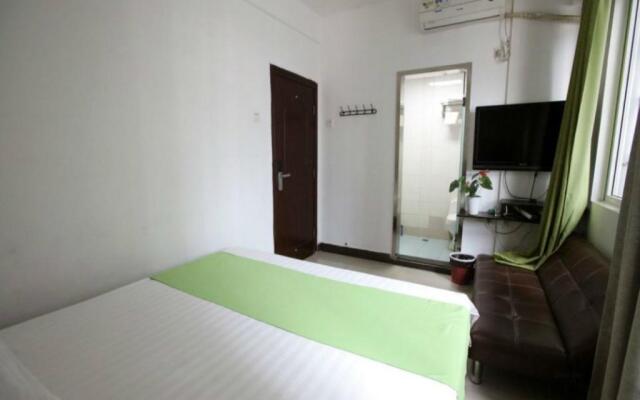 Sanya Furen Theme Holiday Apartment