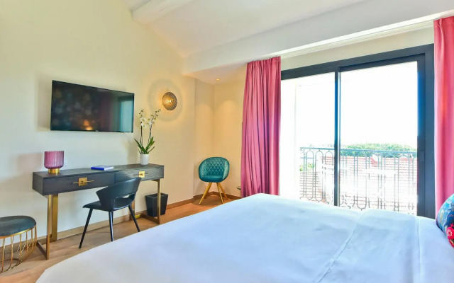 Hotel La Villa Port d Antibes & Spa