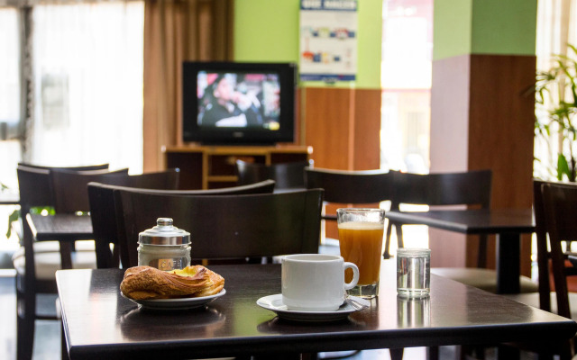 Wynnie Hotel