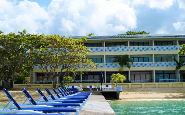 Kaz Kreol Beach Lodge